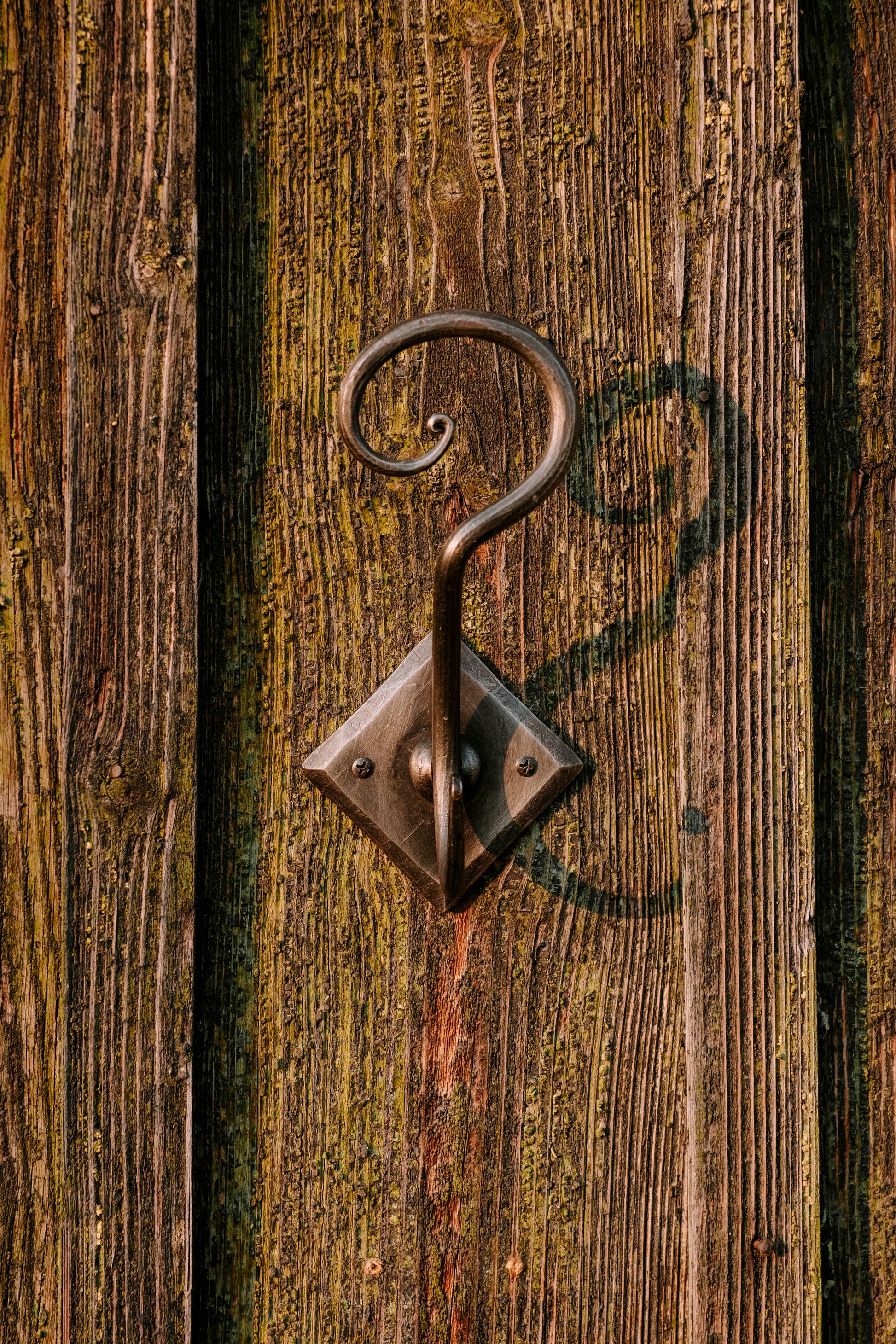 Geschmiedete gebogene Garderobe II.