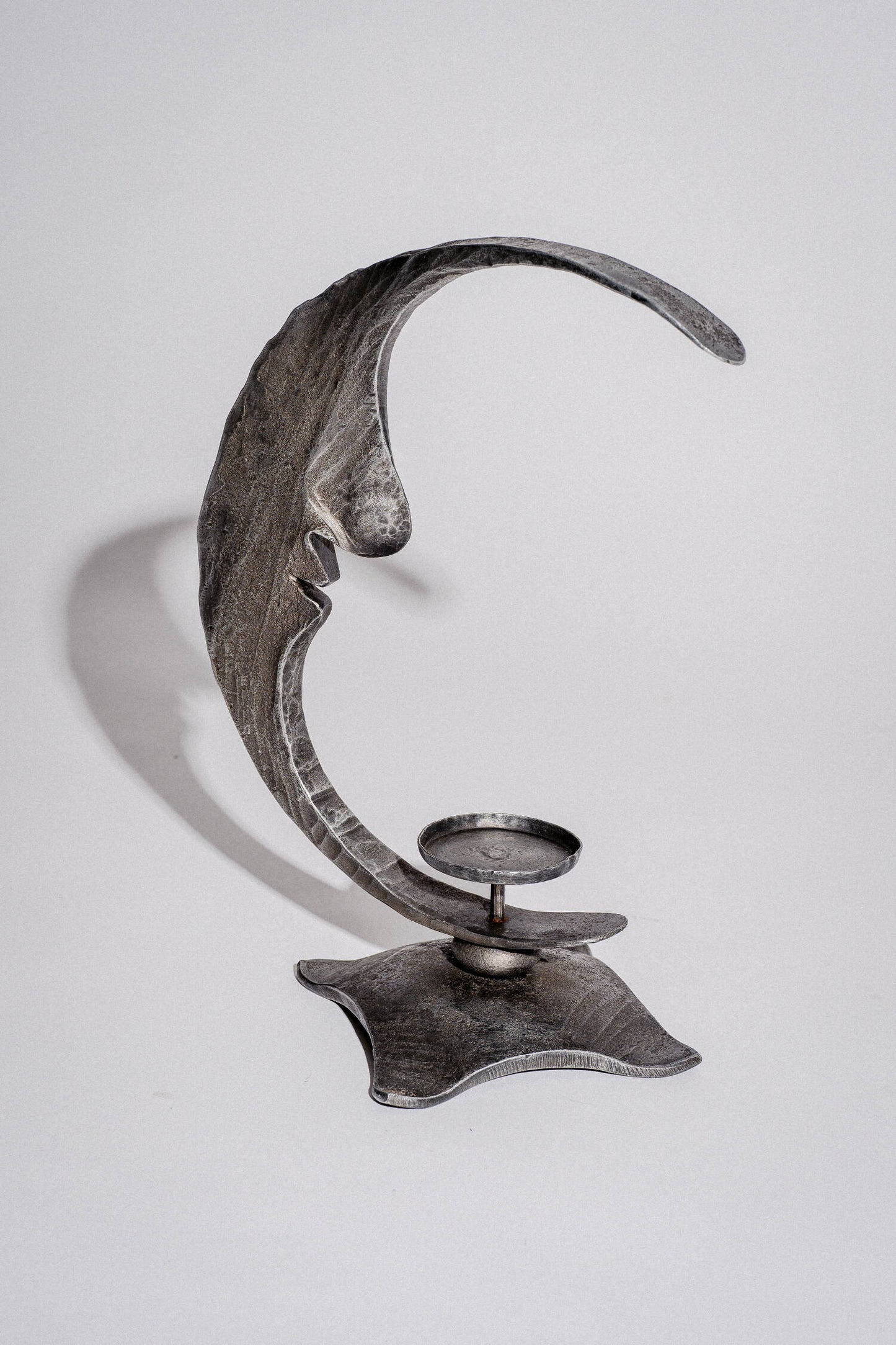 Geschmiedeter Kerzenständer "Mond"