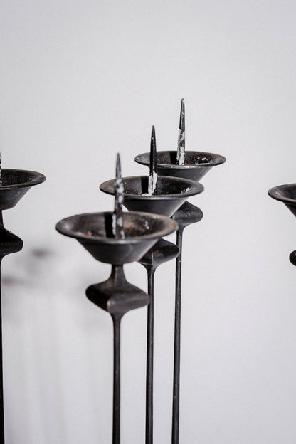 Geschmiedeter fünfarmiger Kerzenständer