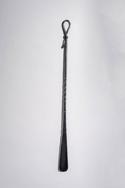 Der Schuhlöffel mit Griff