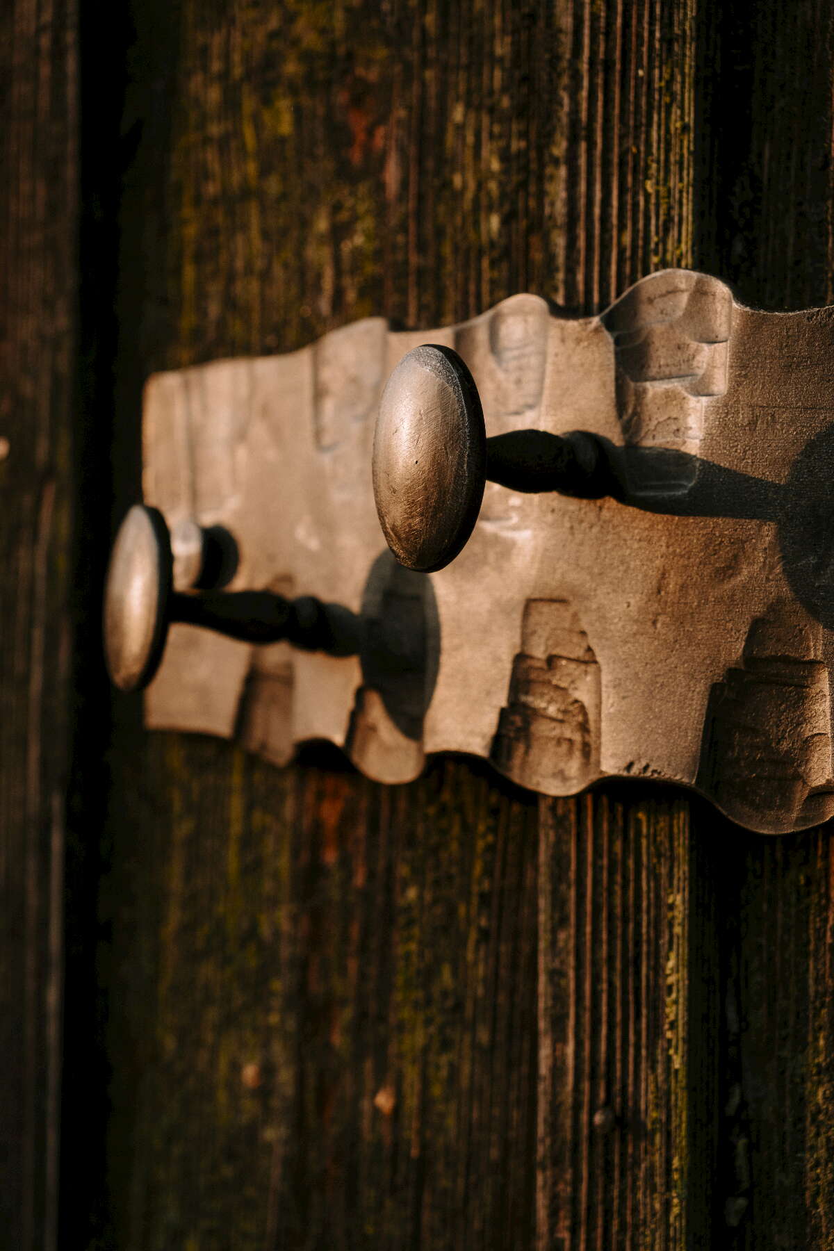 Geschmiedete Wandgarderobe V.