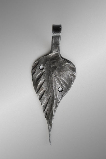 Geschmiedeter Bieröffner „Blatt“